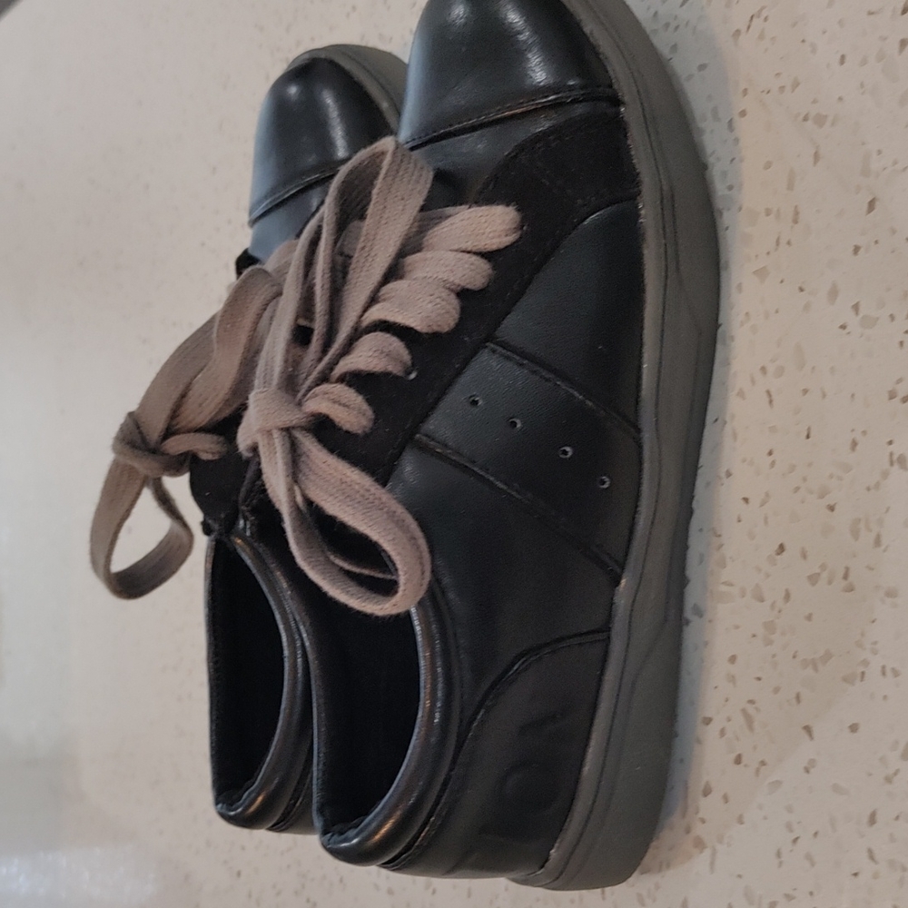 Reaction Kenneth Cole Boys shoes - Size 12 (Black/Gray) - Picture 2 of 7